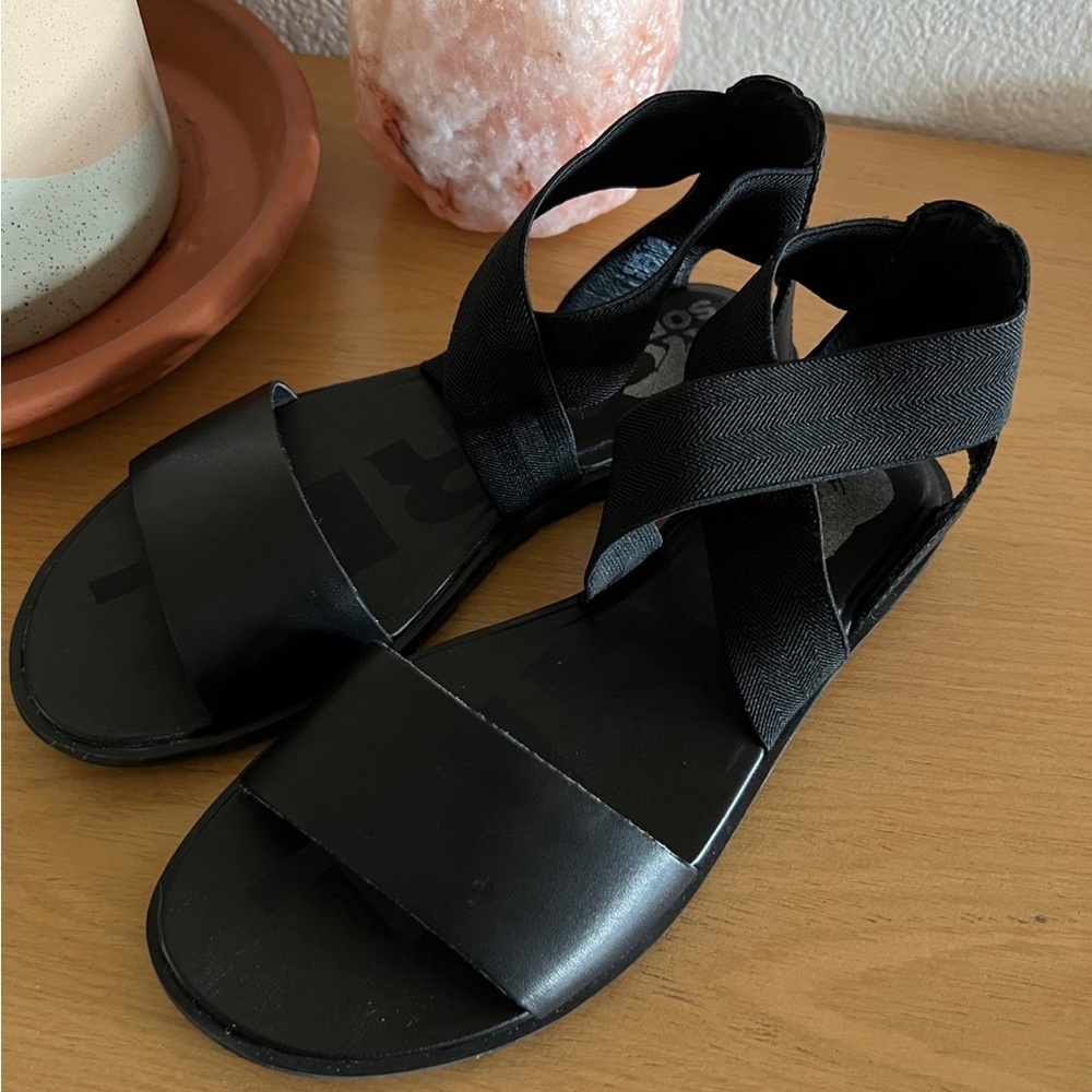 Sorel Sandals 6.5
